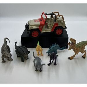 Jurassic World Jeep Wrangler Remote Control Vehicle & Dinosaurs (9)